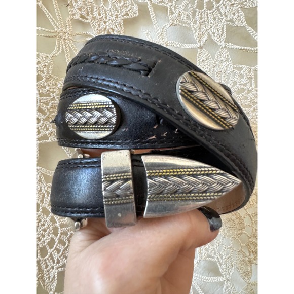 American Vintage Accessories - Vintage Western Black Leather Belt Silver Concho Buckle Sz 34